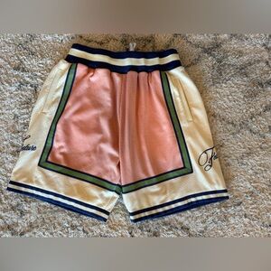 Men's Multicolor Athletic Basketball Shorts
Mitchell & Ness